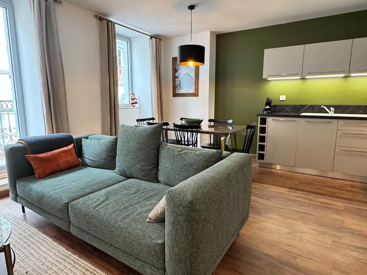 Plein Centre, Bel Apt 4Pieces De 80M2 Pour 6 Pers Cauterets 0*,  France